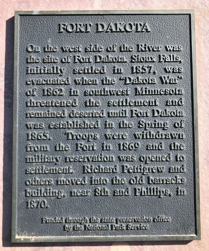Fort Dakota Marker image. Click for full size.