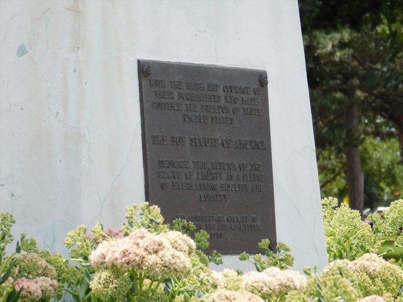 Replica of the Statue of Liberty Marker. Click for full size. Replica of the Statue of Liberty Marker image. Click for full size.