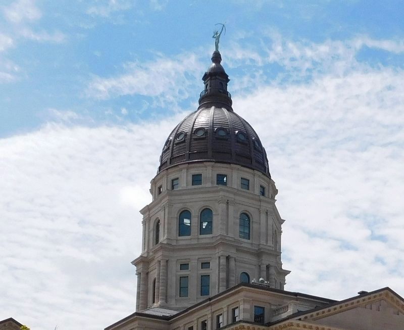 Kansas State Capitol Dome image. Click for full size.