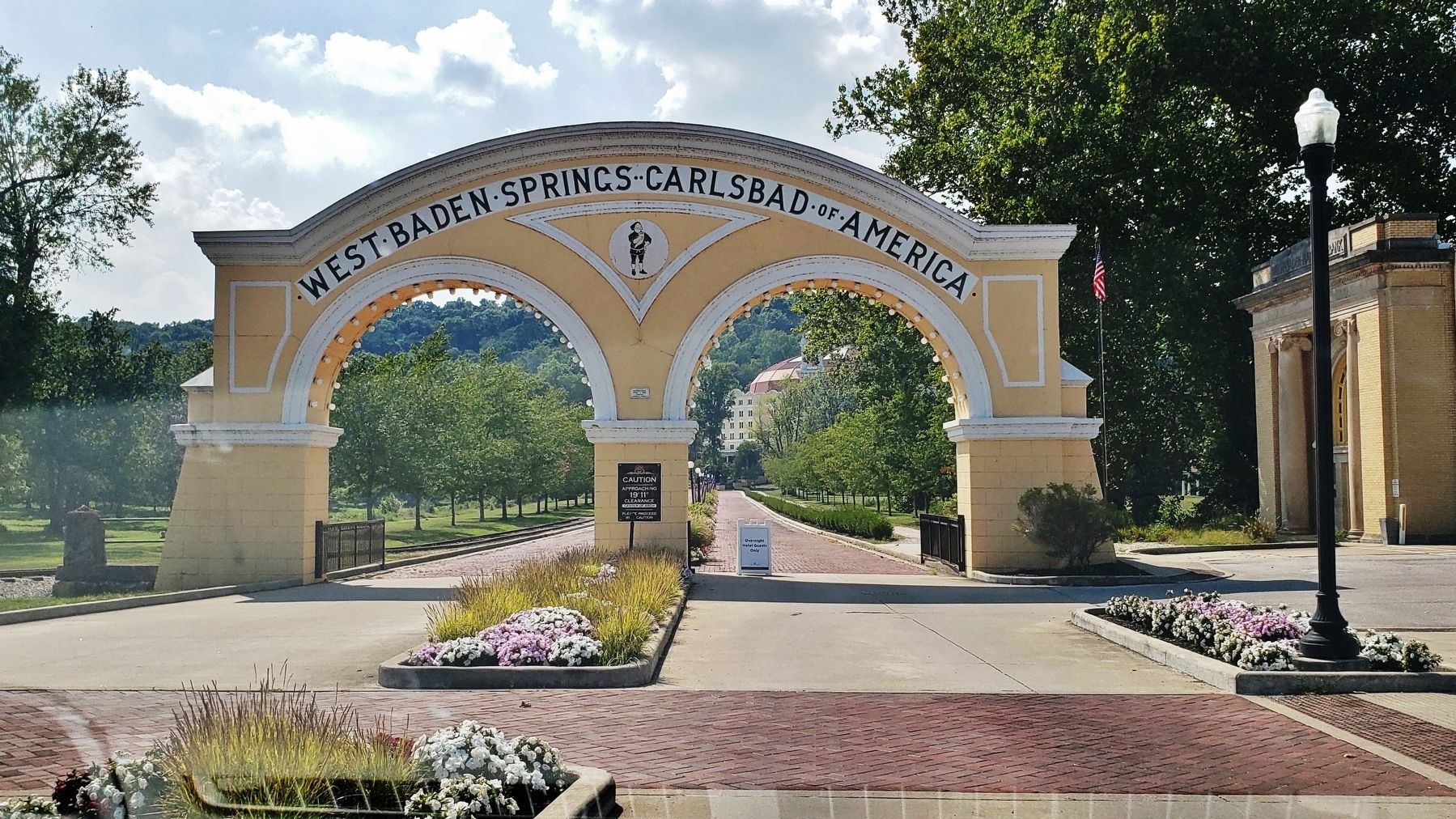 West Baden Springs Archway & Entrance image. Click for full size.