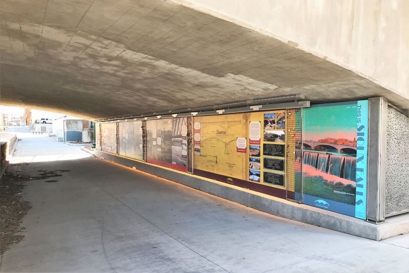 Overflow Marker <i>(second from right)</i>, under the 8th Street Bridge image. Click for full size.