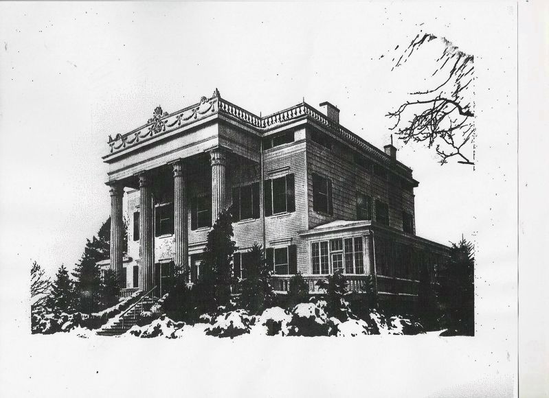 Massapequa Manor image. Click for full size.