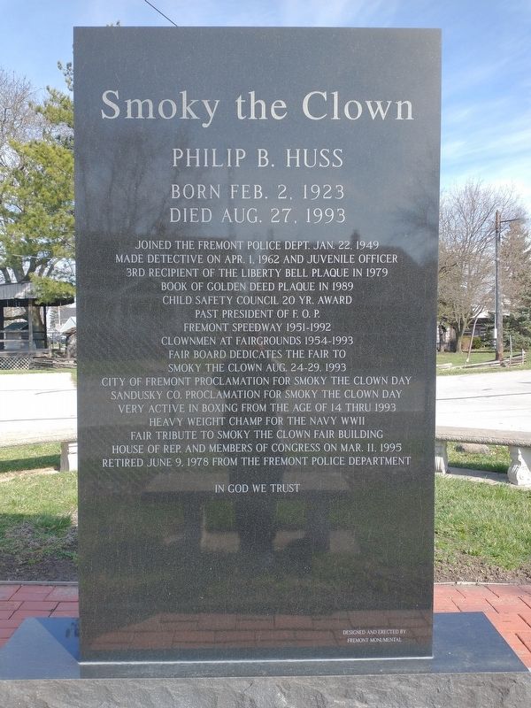 Smoky The Clown Marker image. Click for full size.