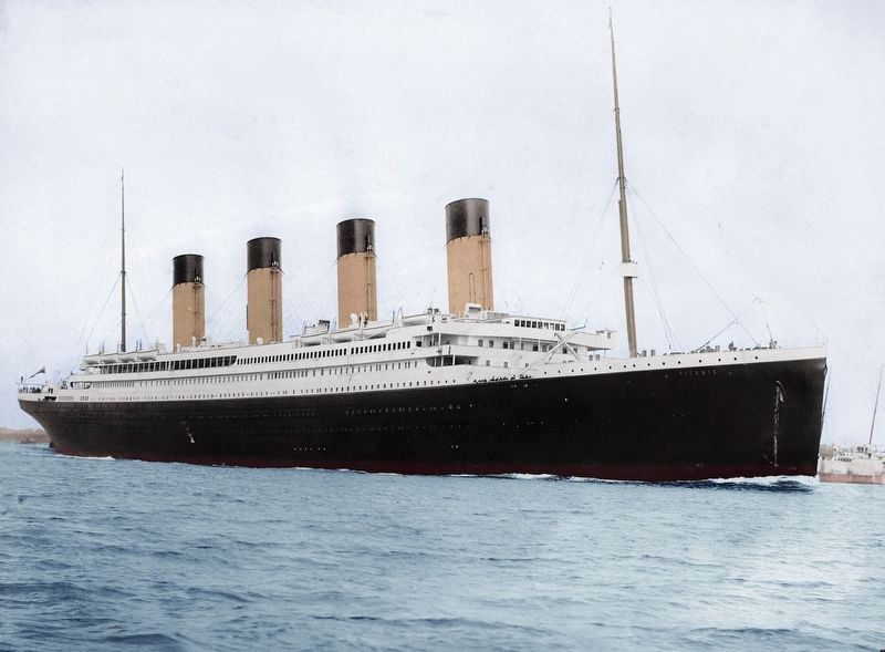 RMS <i>Titanic</i> departing Southampton on April 10, 1912 image. Click for full size.