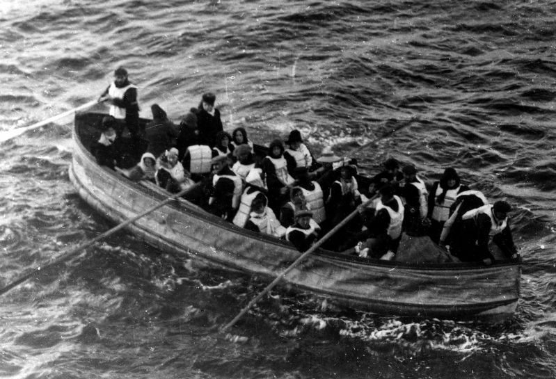 The Last Lifeboat Successfully Launched from the <i>Titanic</i> image. Click for full size.