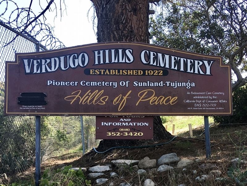 Verdugo Hills Cemetery. Click for full size. Verdugo Hills Cemetery image. Click for full size.