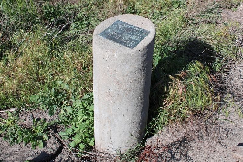 Hills Ferry Marker on a Concrete Column image. Click for full size.