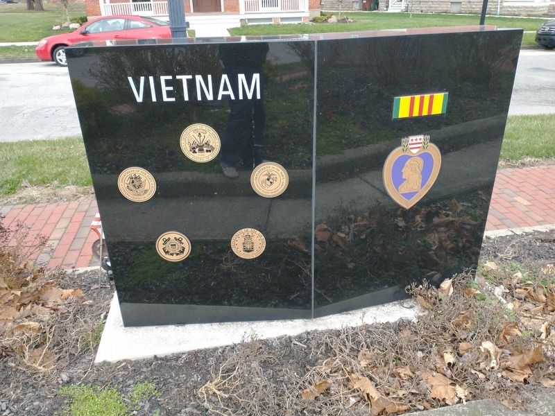 Seneca County Vietnam Veterans Memorial image. Click for full size.