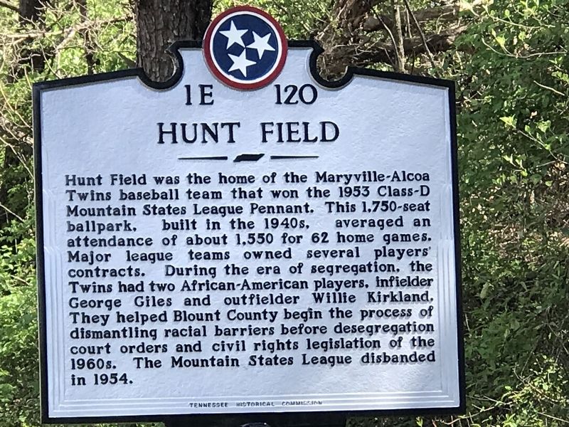 Hunt Field Marker image. Click for full size.