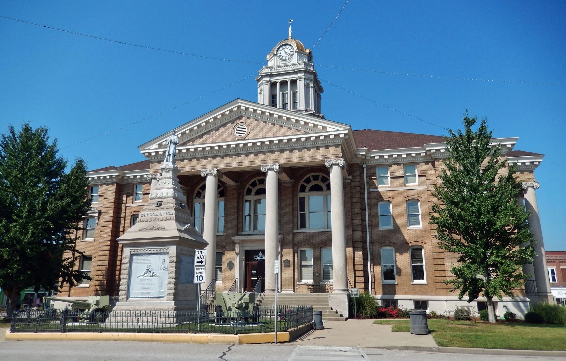 Dubois County Courthouse (<i>northeast elevation</i>) image. Click for full size.
