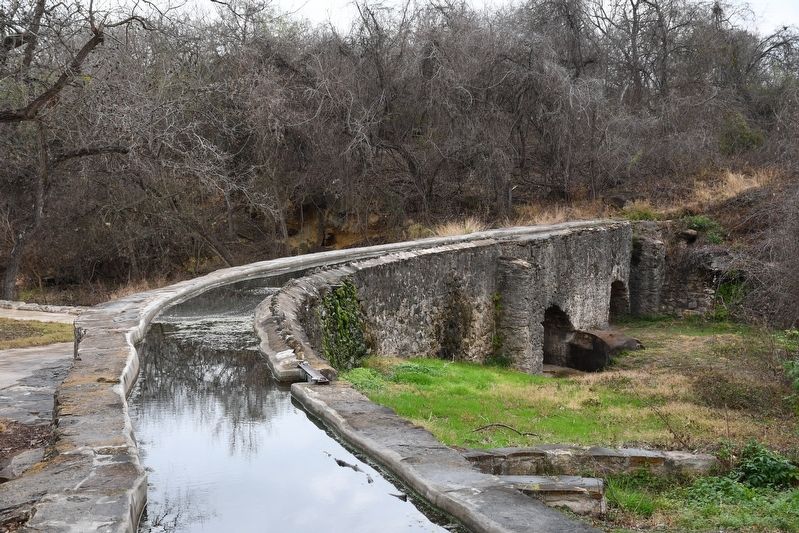 Mission San Francisco de la Espada Aqueduct image. Click for full size.