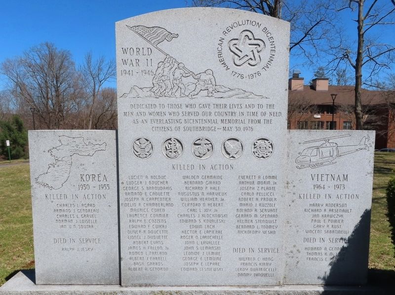 Southbridge Veterans Monument image. Click for full size.