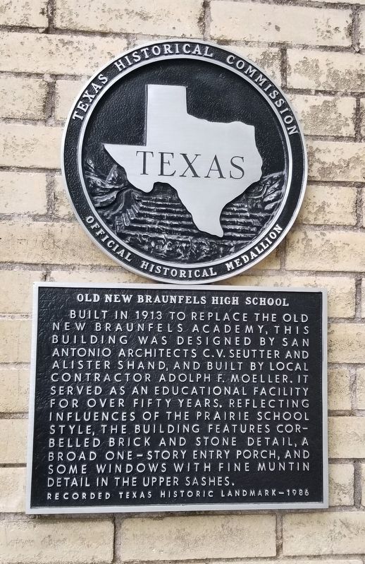 Old New Braunfels High School Marker image. Click for full size.