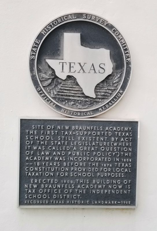 Site of New Braunfels Academy Marker image. Click for full size.