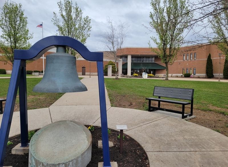 East Fairmont High School Bell - Dedicated 1899 image. Click for full size.