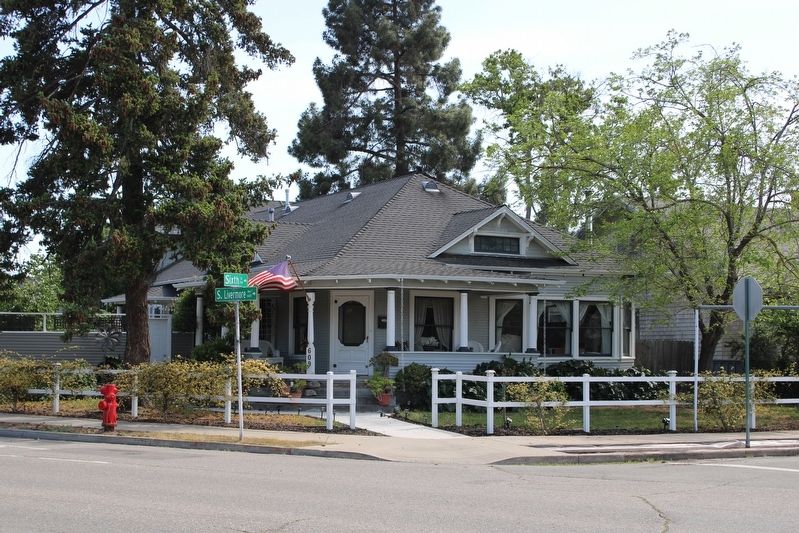 J.C. Safford House image. Click for full size.