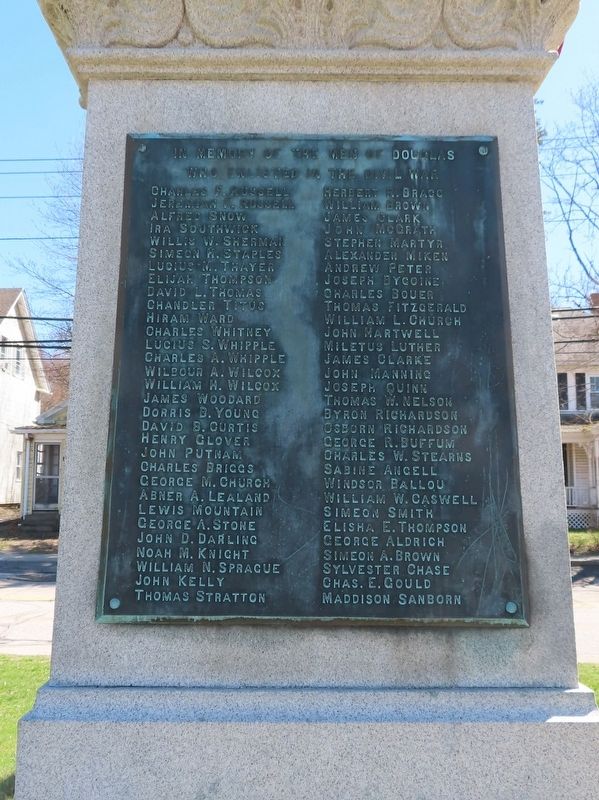 Douglas Civil War Monument image. Click for full size.