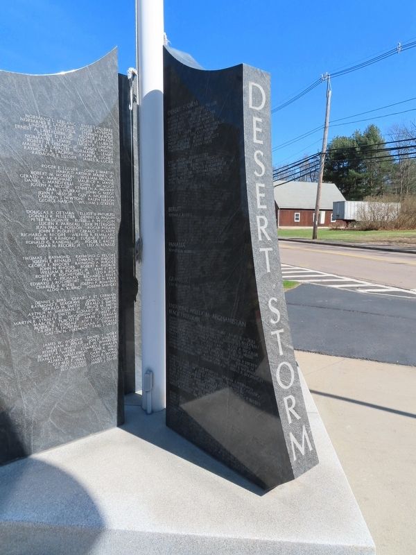 Bellingham Veterans Monument image. Click for full size.