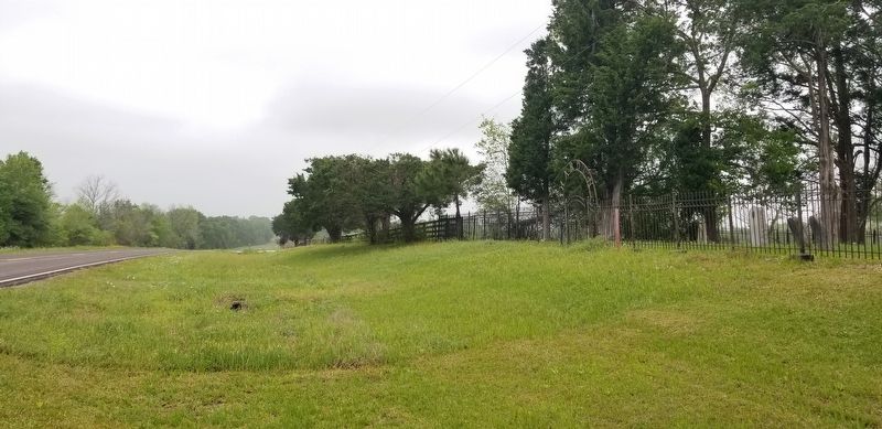 The view of the Hardin Cemetery from the street image. Click for full size.