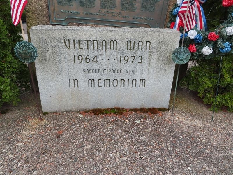Plainville Vietnam War Memorial image. Click for full size.