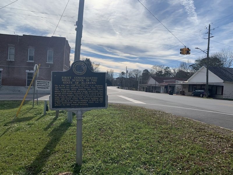 First Consolidated High School in the State of Alabama Marker looking south image. Click for full size.