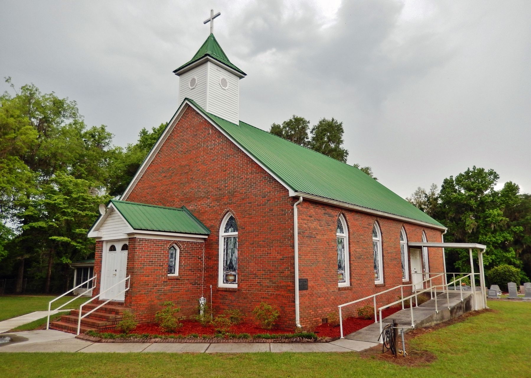 Bethlehem Lutheran Church (<i>northeast elevation</i>) image. Click for full size.