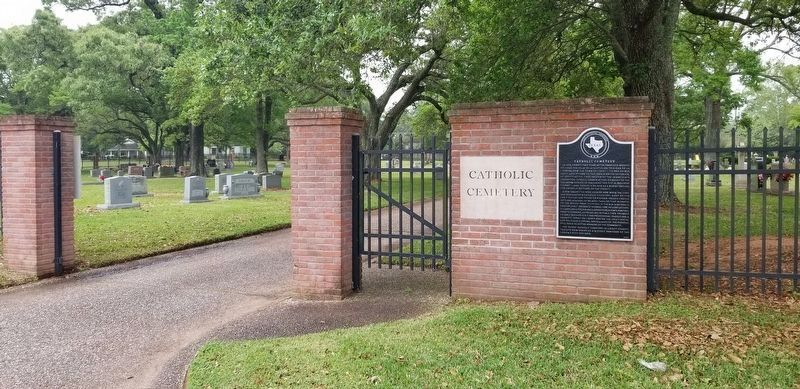 The entrance to the Catholic Cemetery with the Marker image. Click for full size.