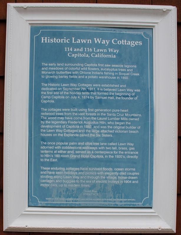 Replacement Historic Lawn Way Cottages Marker image. Click for full size.