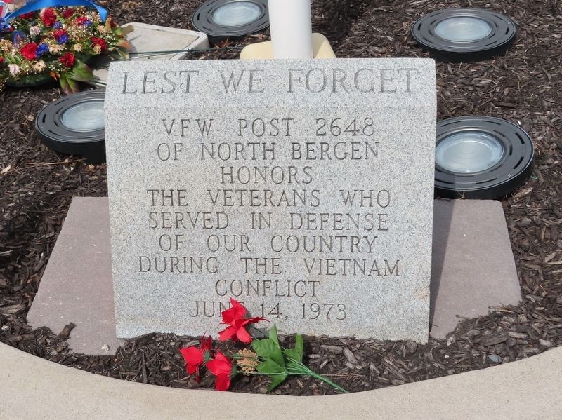 V.F.W. Post 2648 Veterans Monument image. Click for full size.