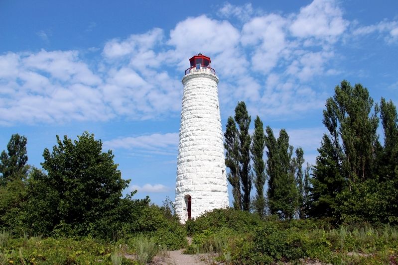 Christian Island Lighthouse image. Click for full size.