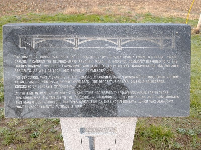 Lincoln Highway Marker image. Click for full size.