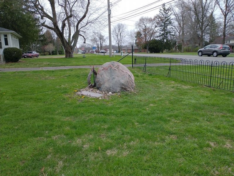 In Memory of Chief P-H-T and the Hawg Creek Shawnee Marker image. Click for full size.