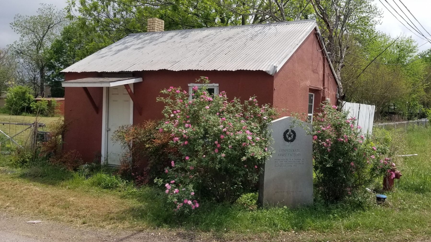 Site of Confederate Arms Factory Marker image. Click for full size.