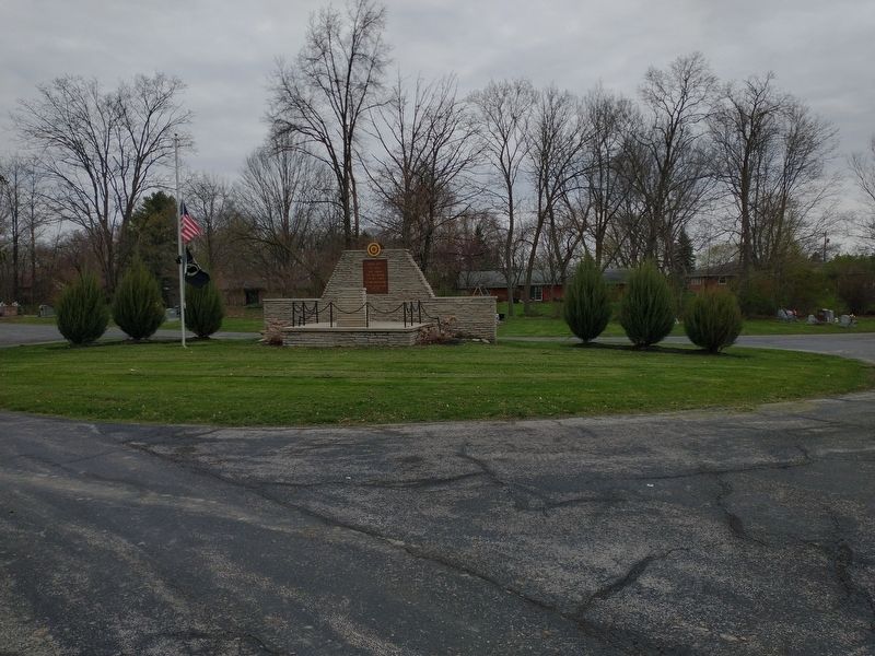 Bluffton Veterans Memorial image. Click for full size.