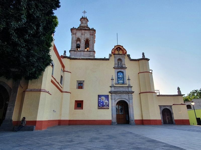 Nearby Sanctuary of Santa María Church of El Pueblito. Click for full size. Nearby Sanctuary of Santa María Church of El Pueblito image. Click for full size.