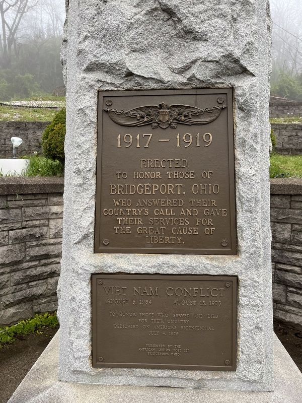 Veterans Memorial image. Click for full size.