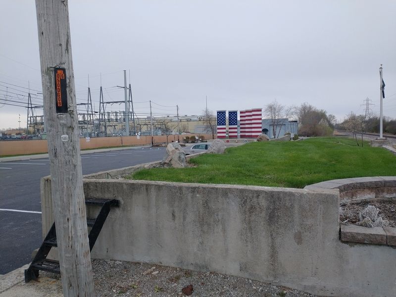 Veterans Freedom Flag Monument image. Click for full size.