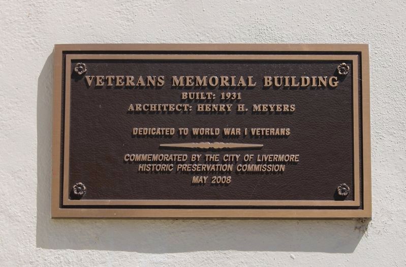 Veteran's Memorial Building Marker. Click for full size. Veteran's Memorial Building Marker image. Click for full size.