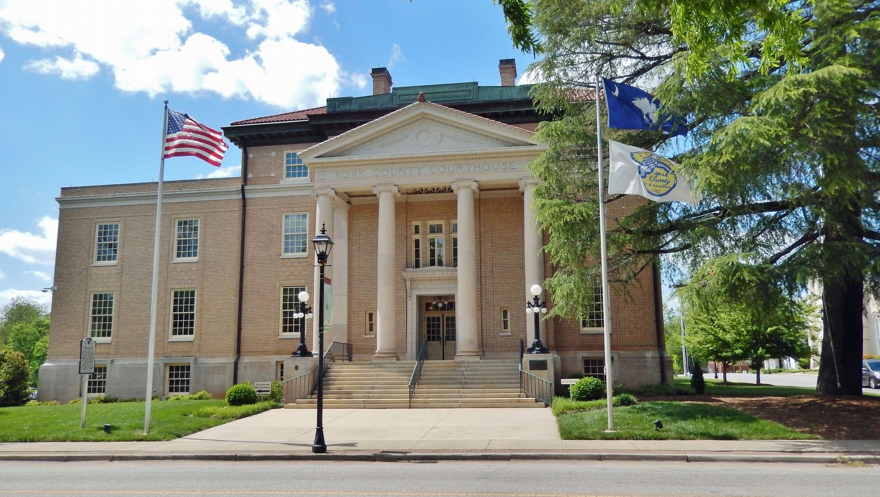 York County Courthouse (<i>east/front elevation</i>) image. Click for full size.