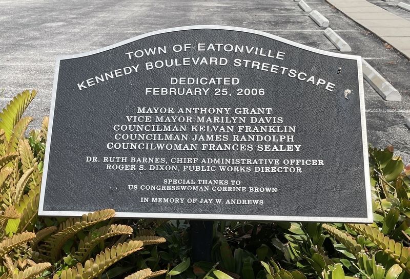 Town of Eatonville Kennedy Boulevard Streetscape plaque image. Click for full size.