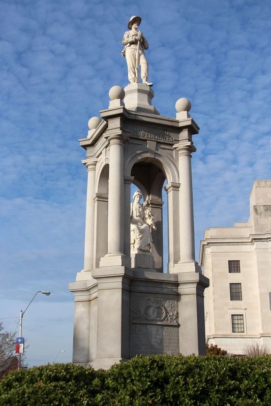 Confederate Mothers Monument image. Click for full size.