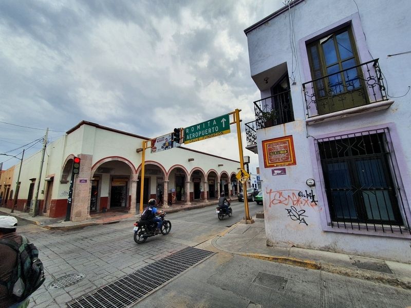 Calle de la Fundación Marker image. Click for full size.