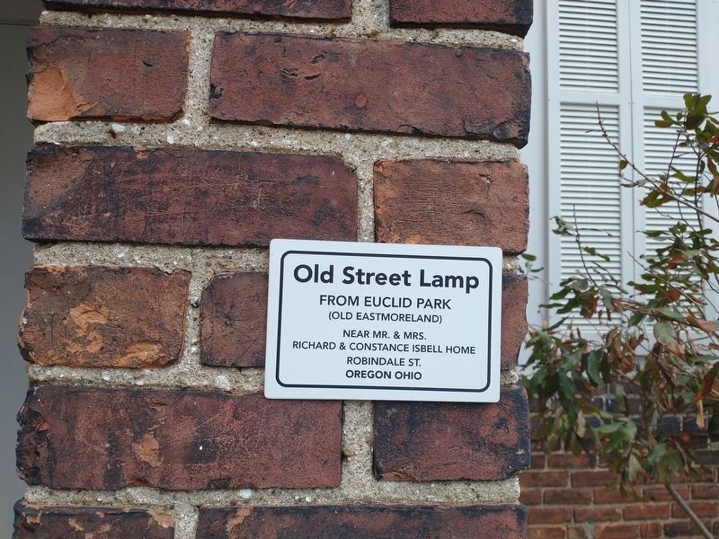 Old Street Lamp Marker image. Click for full size.