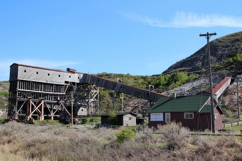 Atlas No. 3 Coal Mine image. Click for full size.