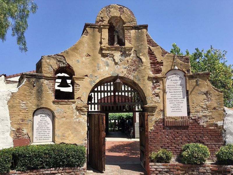 Grapevine Arbor Park image. Click for full size.