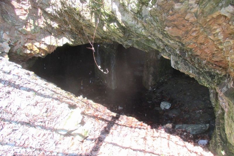 Th other side of the gate - Sybil's Cave image. Click for full size.