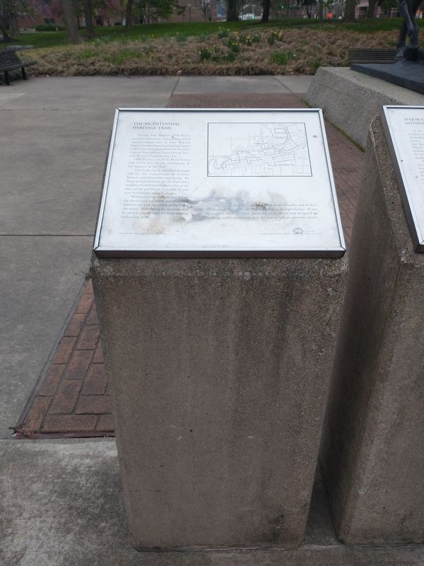 The Bicentennial Heritage Trail Marker image. Click for full size.