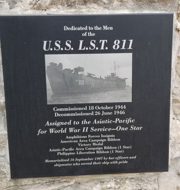 <i>U.S.S. L.S.T. 811</i> Marker image. Click for full size.