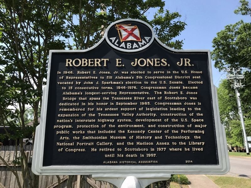 Robert E. Jones, Jr. / Jones House Marker image. Click for full size.