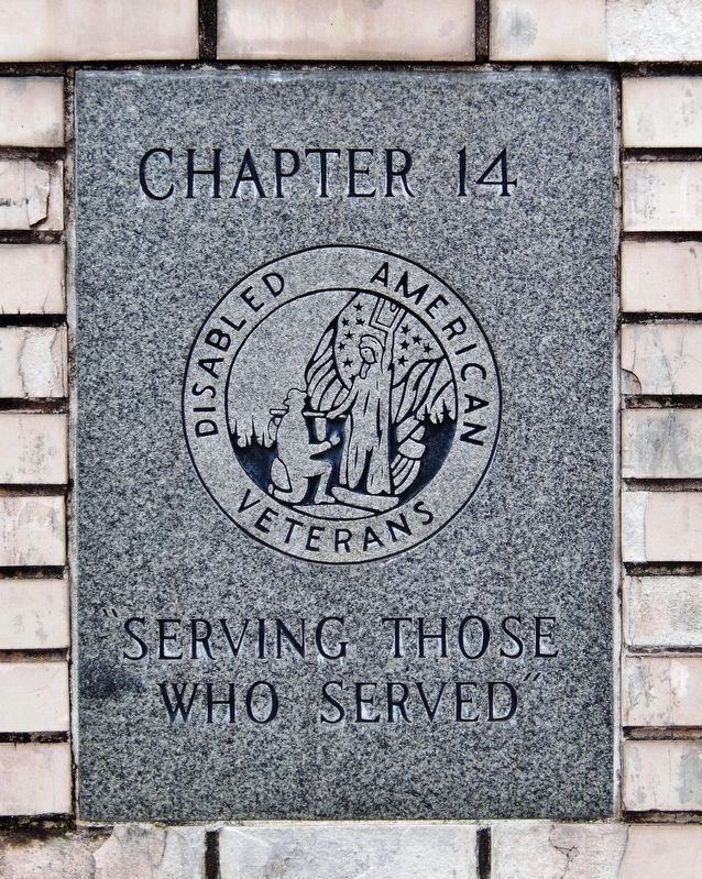 Disabled American Veterans Plaque<br>(<i>northeast face of monument</i>) image. Click for full size.